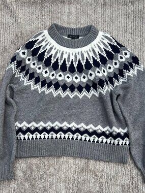 Ann Taylor Gray Fair Isle Nordic Crewneck Sweater Size M